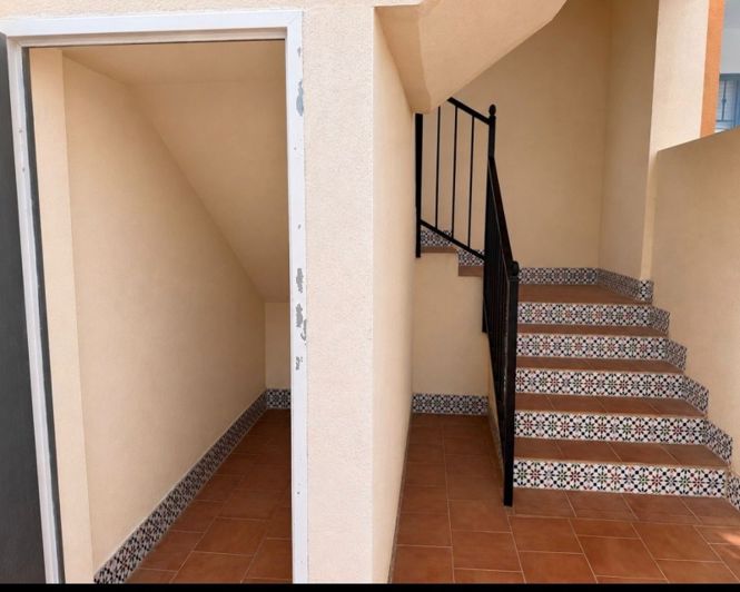 Image No.32-2 Bed Apartment for sale