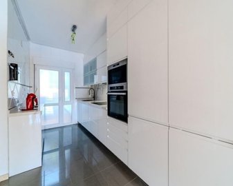 1525070lg