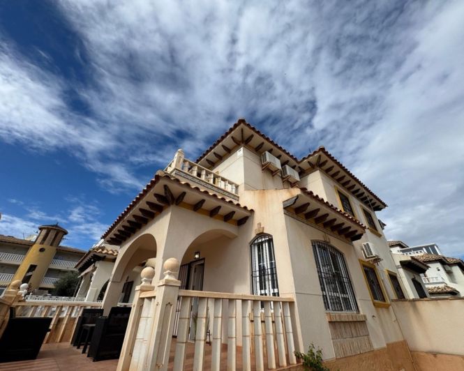 Image No.16-Villa de 2 chambres à vendre à Cabo Roig