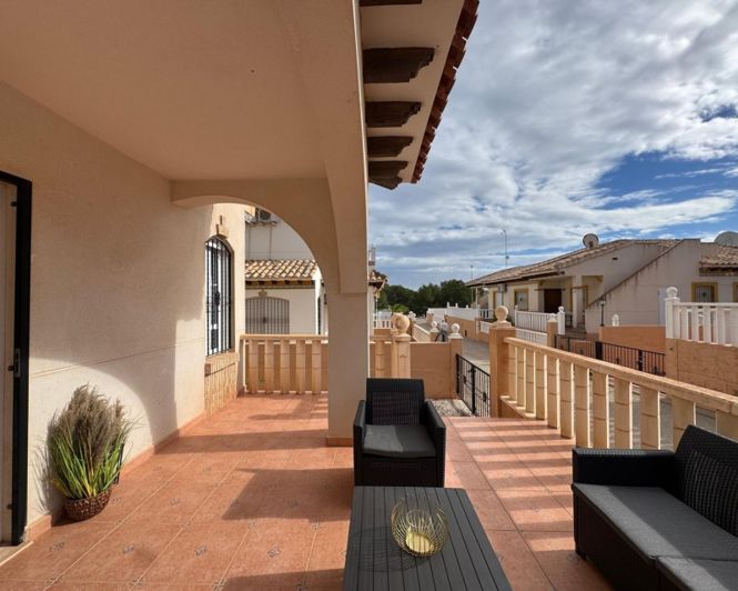 Image No.18-Villa de 2 chambres à vendre à Cabo Roig