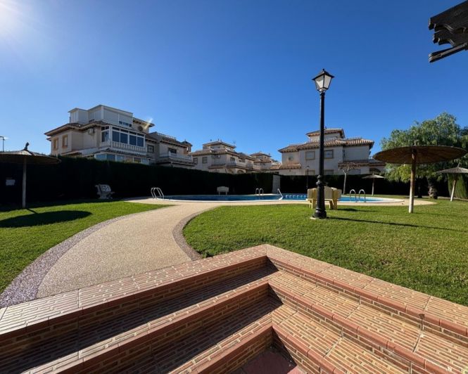 Image No.46-Villa de 2 chambres à vendre à Cabo Roig