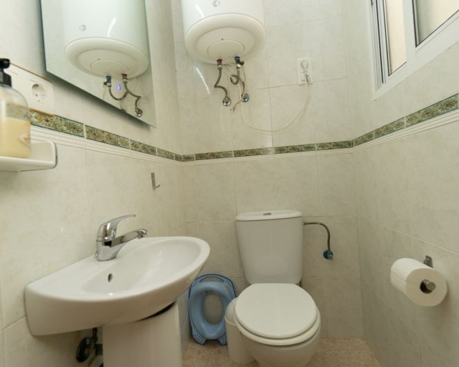 Image No.13-3 Bed Townhouse for sale