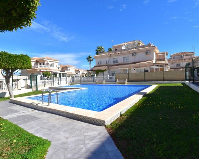 Image No.3-3 Bed Villa for sale