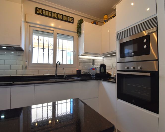 Image No.9-3 Bed Villa for sale