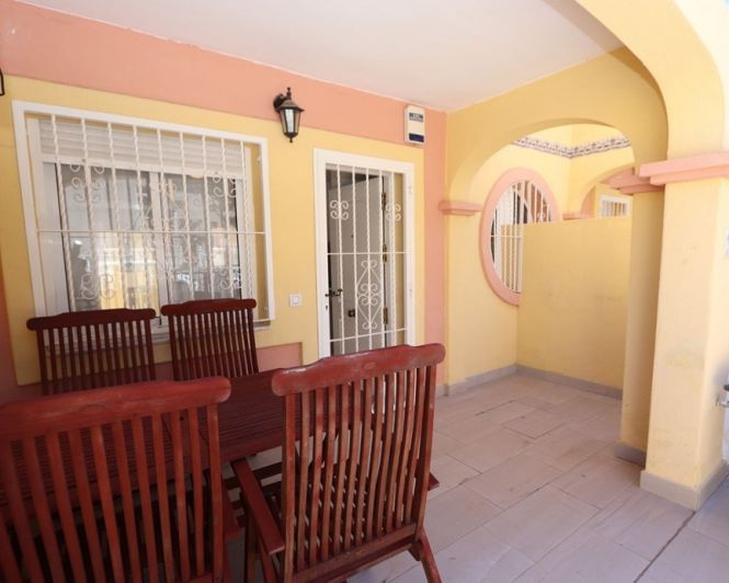 Image No.21-2 Bed Townhouse for sale