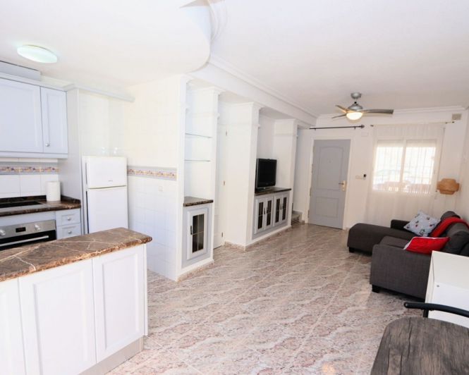 Image No.8-2 Bed Townhouse for sale