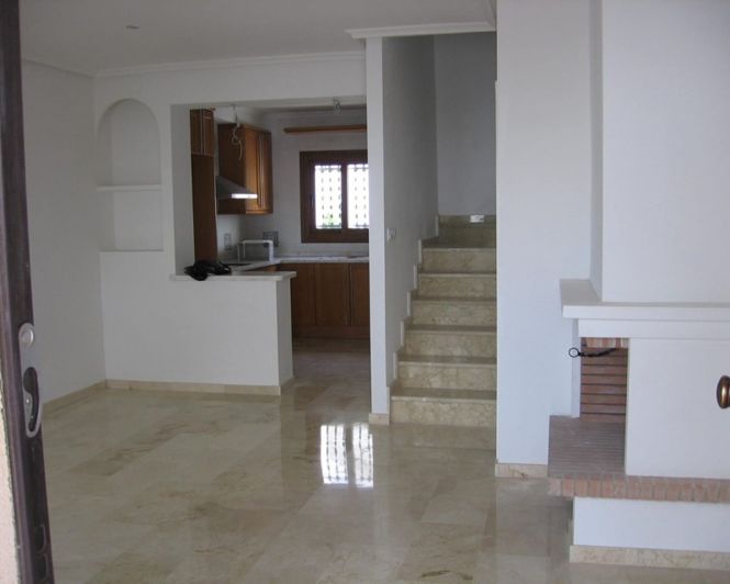 Image No.6-2 Bed Townhouse for sale