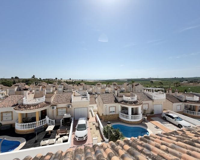 Image No.29-3 Bed Villa for sale