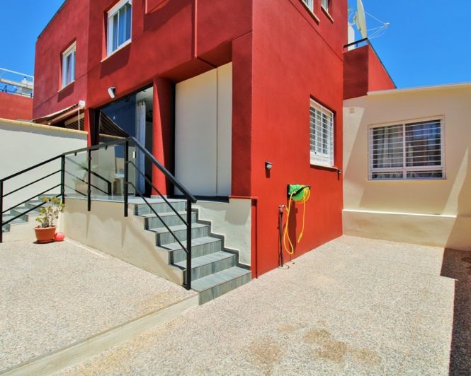 Image No.30-3 Bed Villa for sale