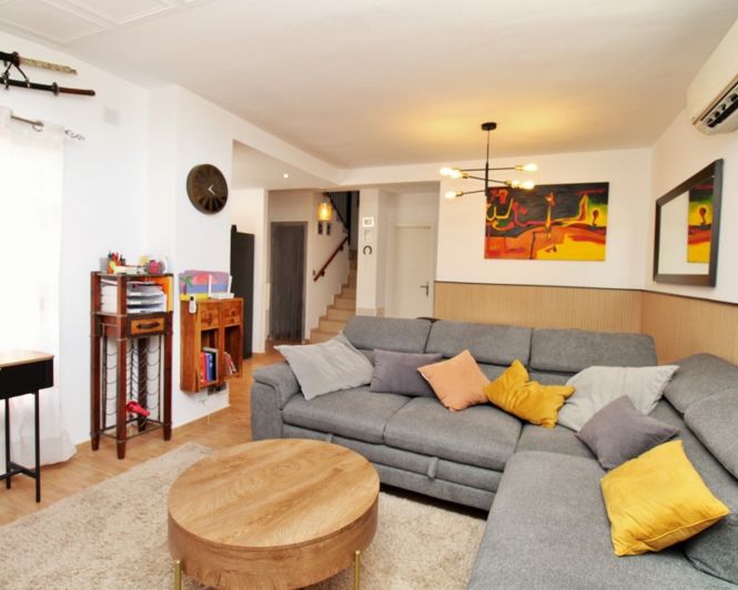 Image No.8-3 Bed Villa for sale