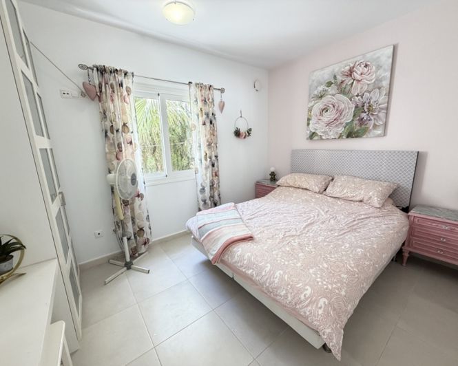 Image No.12-4 Bed Villa for sale