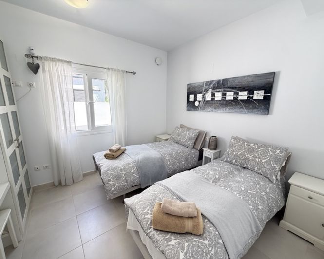 Image No.9-4 Bed Villa for sale