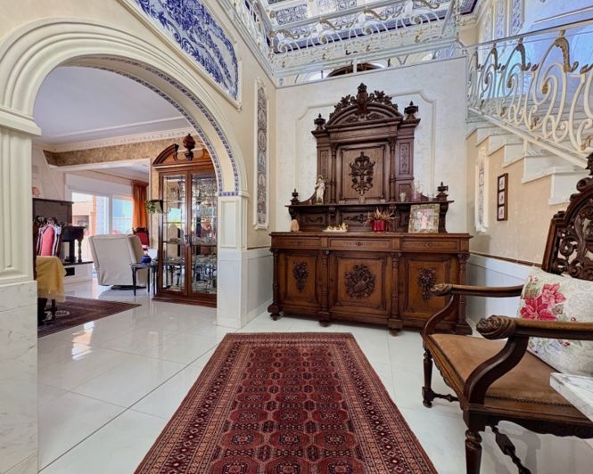 Image No.10-6 Bed Villa for sale