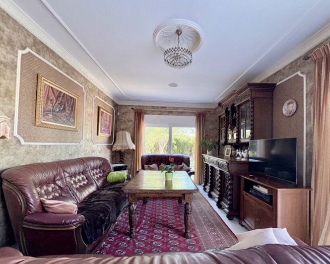 Image No.17-6 Bed Villa for sale