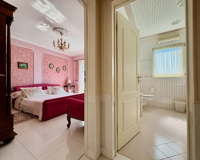 Image No.27-6 Bed Villa for sale