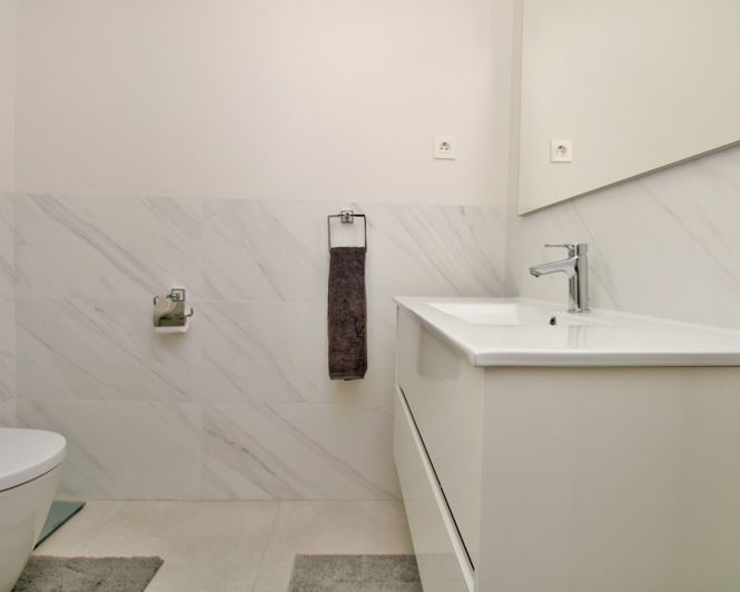 Image No.20-2 Bed Apartment for sale
