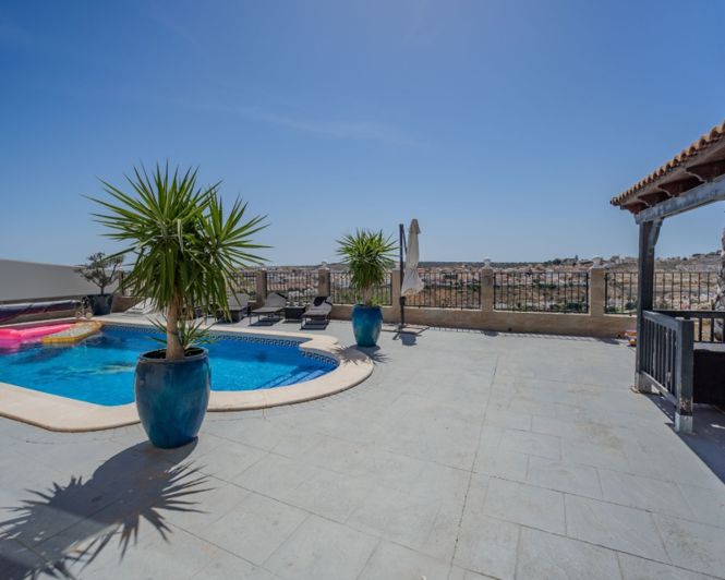 Image No.29-5 Bed Villa for sale