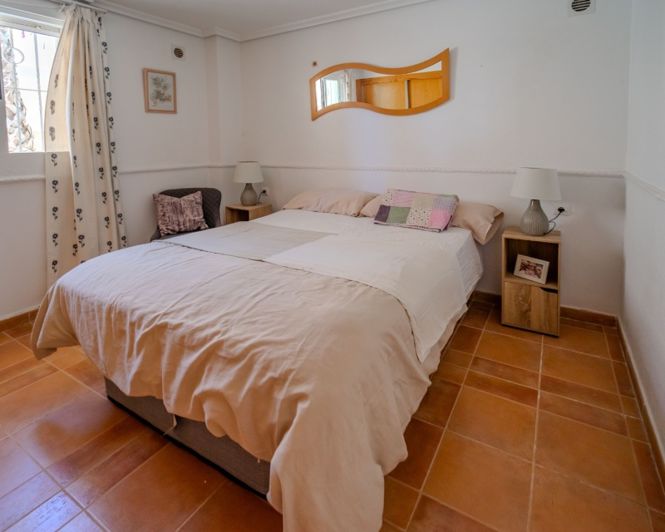 Image No.34-5 Bed Villa for sale