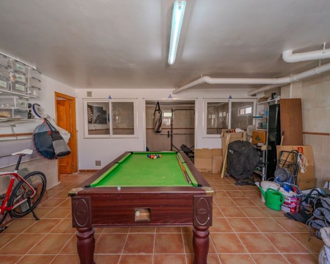 Image No.40-5 Bed Villa for sale