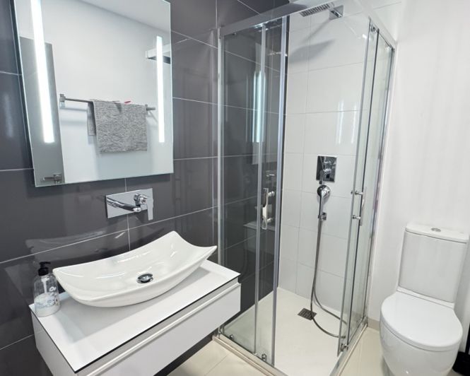 Image No.13-2 Bed Apartment for sale