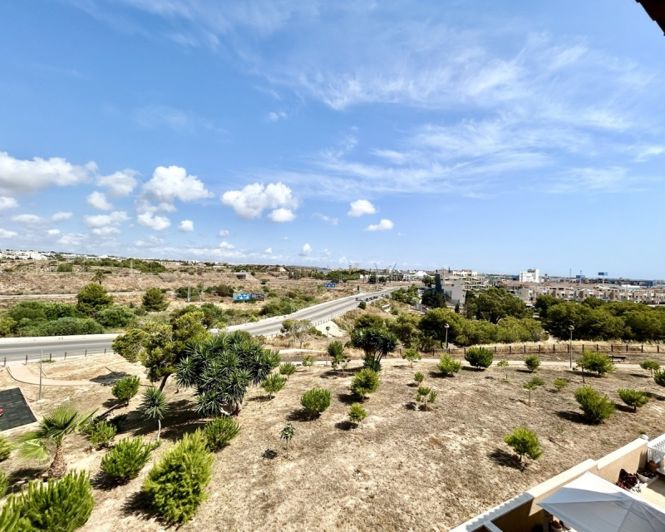 Image No.28-2 Bed Apartment for sale