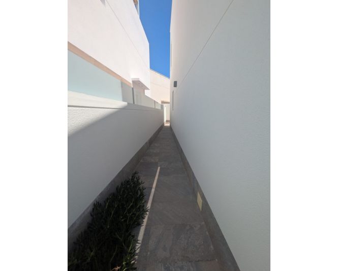 Image No.46-3 Bed Villa for sale