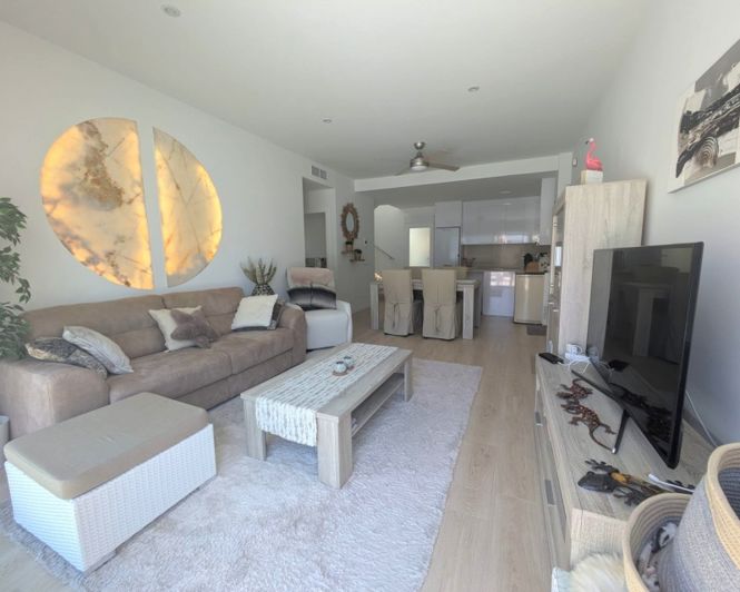Image No.8-3 Bed Villa for sale