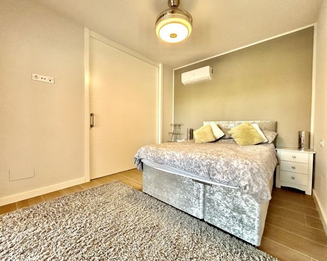 Image No.19-2 Bed Apartment for sale