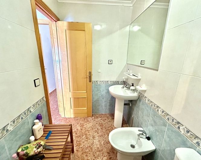 Image No.12-2 Bed Apartment for sale