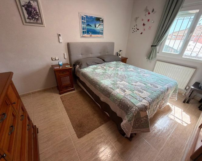 Image No.20-3 Bed Villa for sale