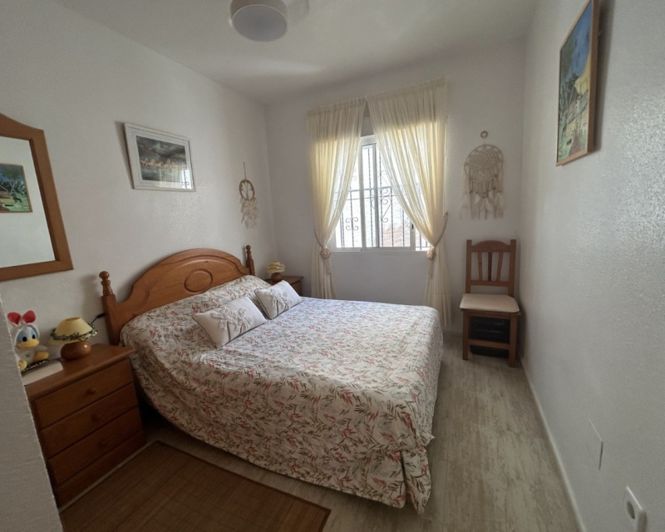 Image No.17-3 Bed Apartment for sale