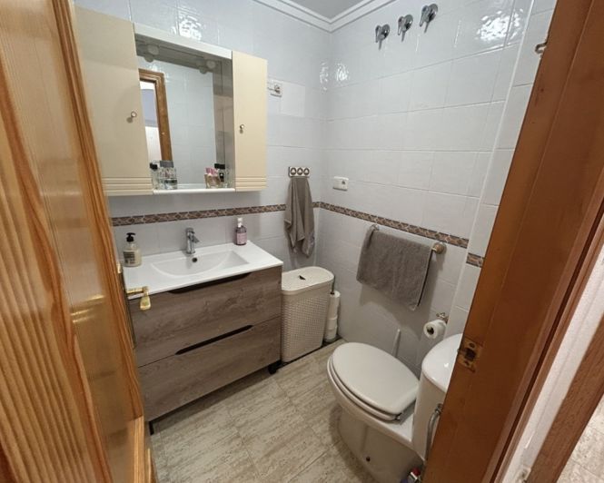 Image No.24-3 Bed Apartment for sale