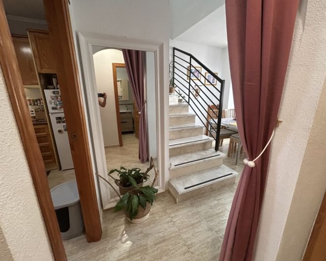 Image No.25-3 Bed Apartment for sale