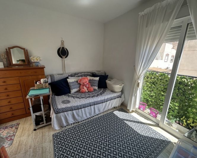 Image No.27-3 Bed Apartment for sale
