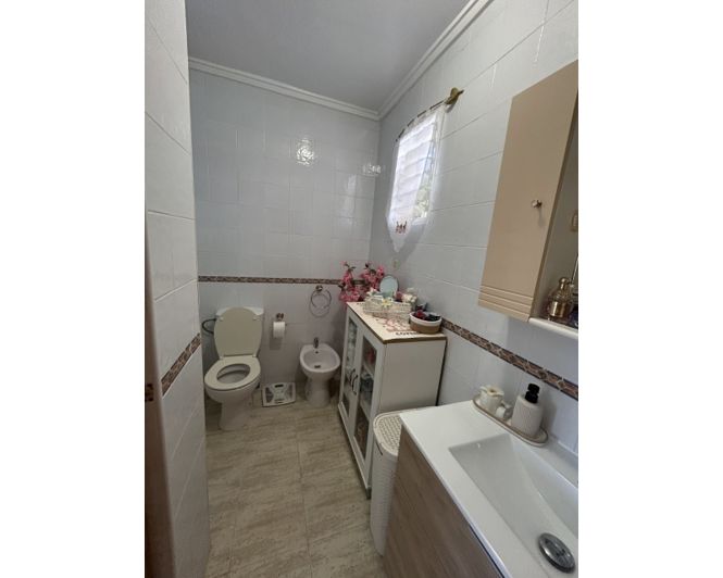 Image No.38-3 Bed Apartment for sale