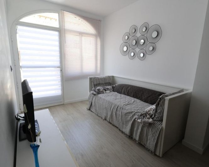 Image No.5-1 Bed Villa for sale