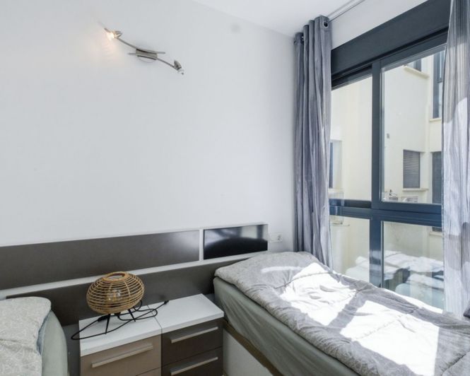 Image No.28-2 Bed Apartment for sale