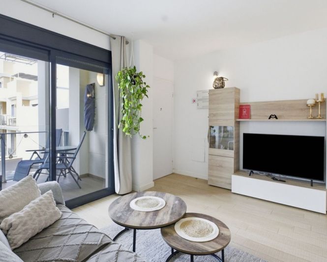Image No.4-2 Bed Apartment for sale