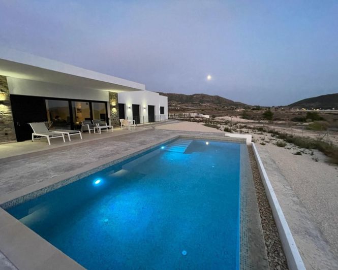 Image No.20-3 Bed Villa for sale