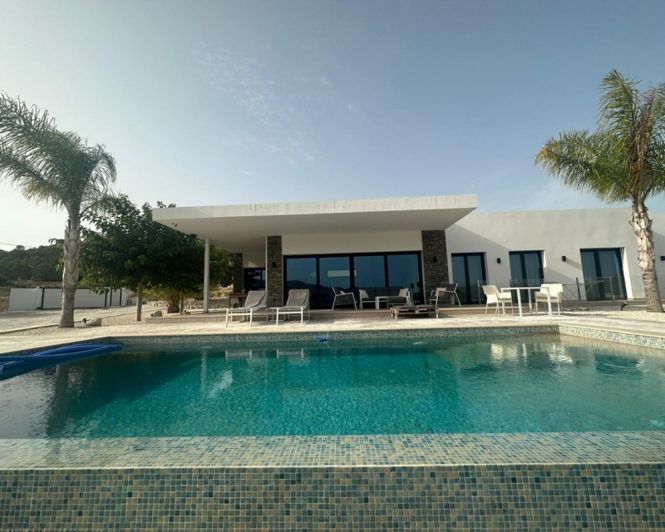 Image No.5-3 Bed Villa for sale