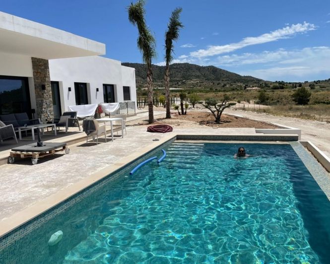 Image No.6-3 Bed Villa for sale