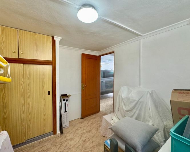 Image No.33-2 Bed Villa for sale