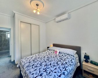 1567369lg