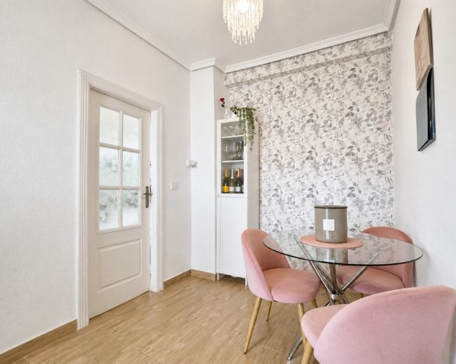 Image No.4-2 Bed Apartment for sale