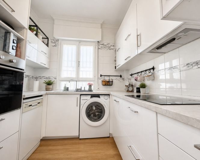Image No.8-2 Bed Apartment for sale
