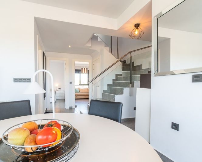 Image No.22-3 Bed Apartment for sale