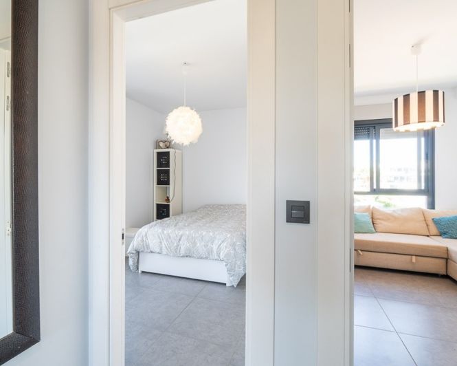 Image No.25-3 Bed Apartment for sale