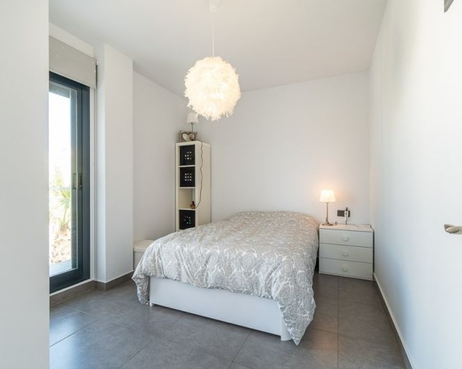 Image No.26-3 Bed Apartment for sale