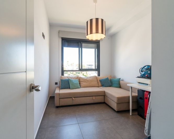 Image No.27-3 Bed Apartment for sale