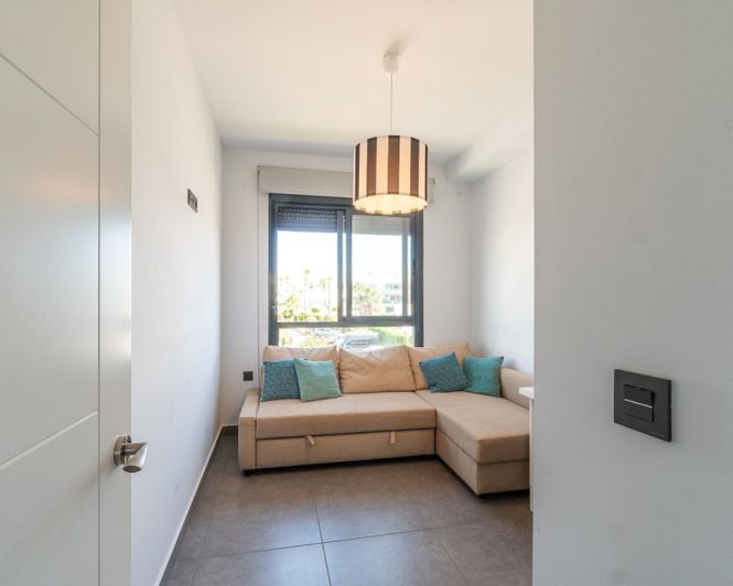 Image No.28-3 Bed Apartment for sale